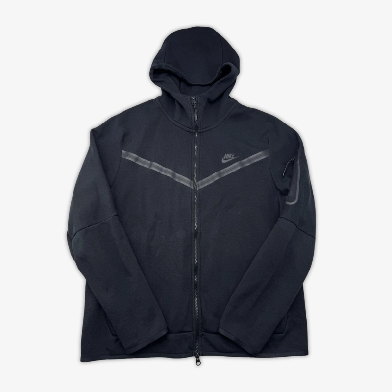lot vetements nike revendeur