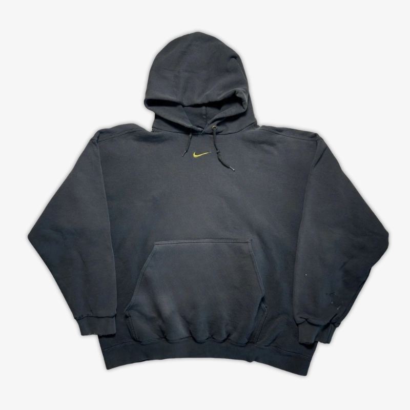mix vetements nike marque